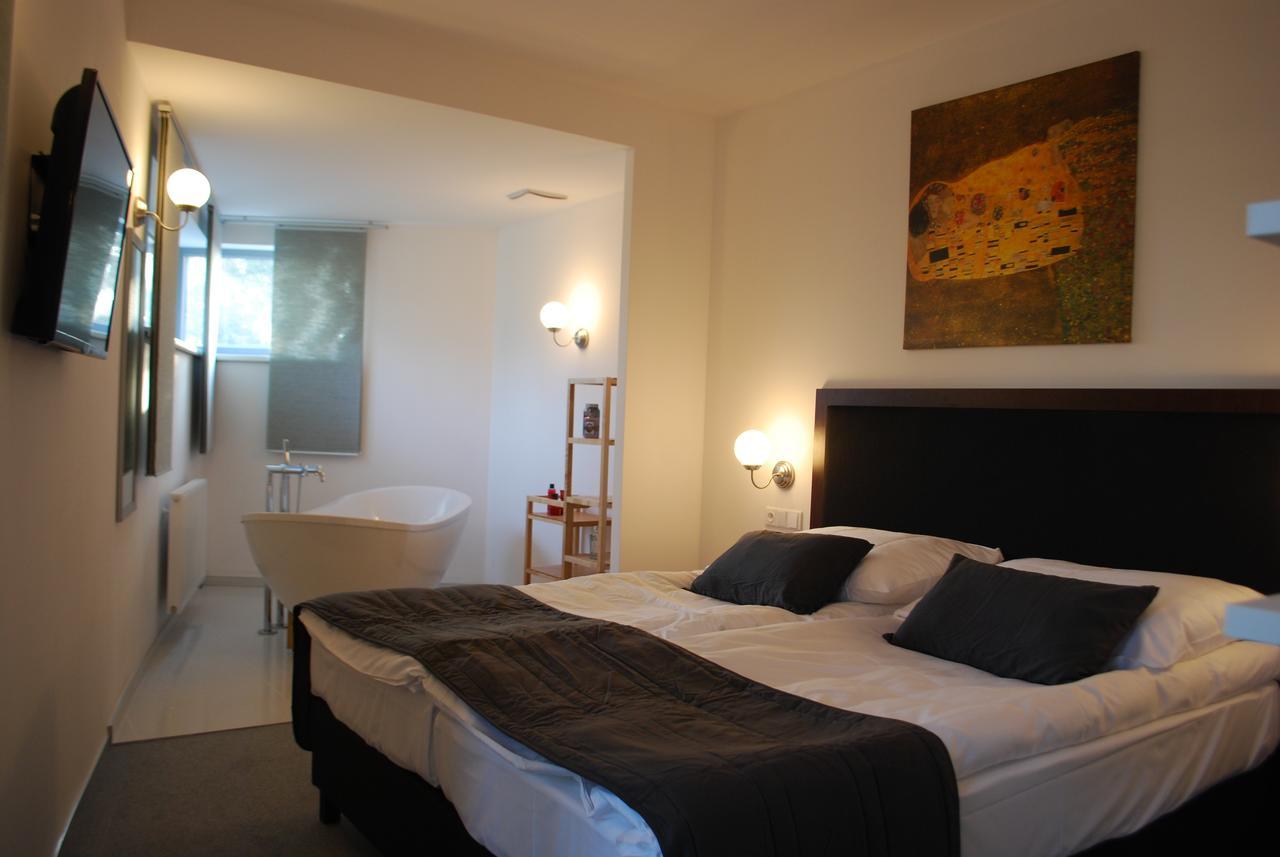Hotel Koruna Chlumec nad Cidlinou Quarto foto